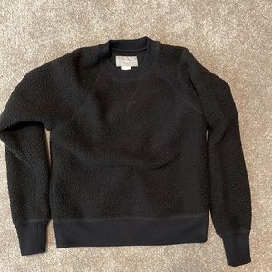 Everlane Renew black sweatshirt